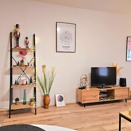 Cosy Proche Gare - Fibre Optique Et Parking 昂古莱姆