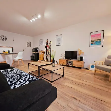 Cosy Proche Gare - Fibre Optique Et Parking * 昂古莱姆
